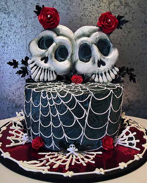 Halloween-Wedding-Cake-Toppers.jpg