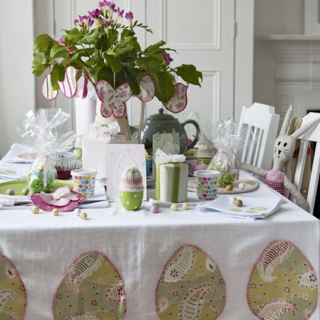 easter-ideas-table-setting.jpg